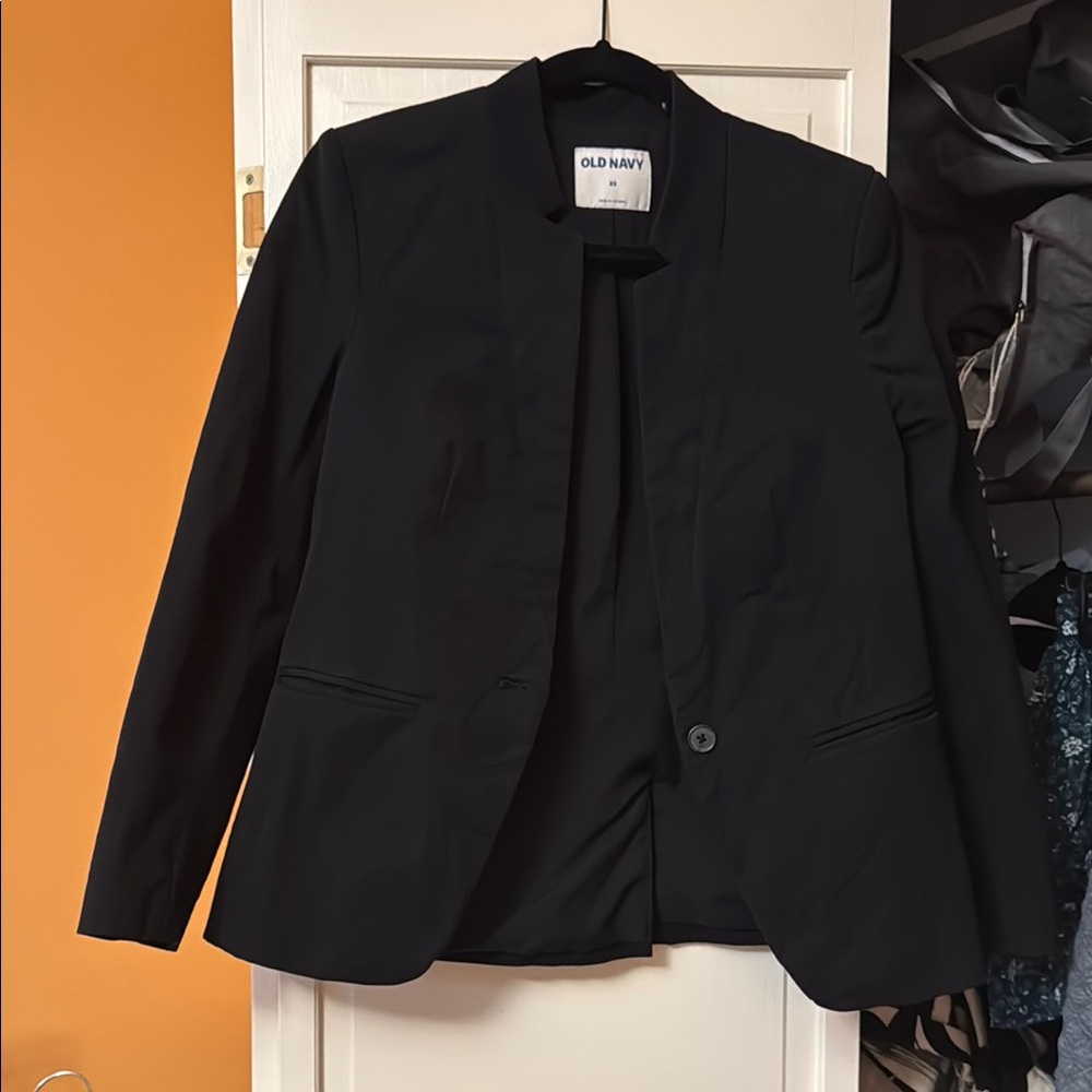 Old Navy Women's Classic Black Suit Jacket
